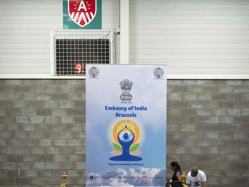 VEDIC YOGA by REETU MEHTA