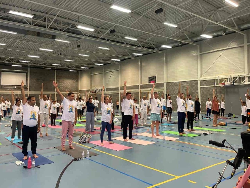 VEDIC YOGA by REETU MEHTA